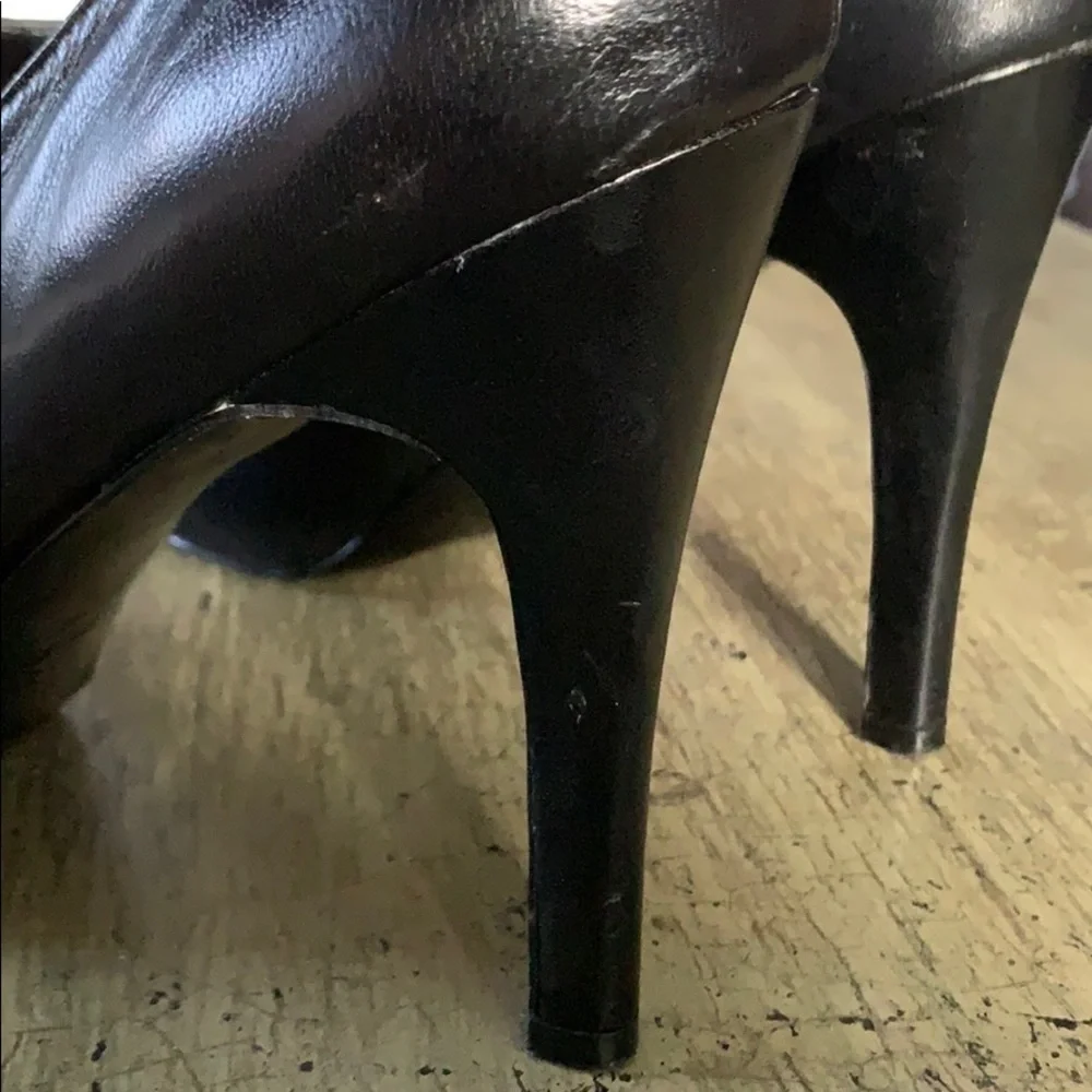 Nine WEST Verena Black Leather Heels